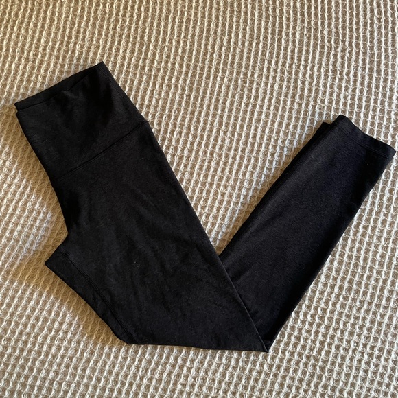 Aritzia grey leggings - Picture 1 of 9